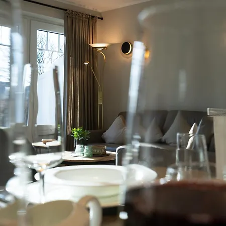 Nordnest - Strandnahe Und Zentrale Lage Auf Sylt * Βέστερλαντ