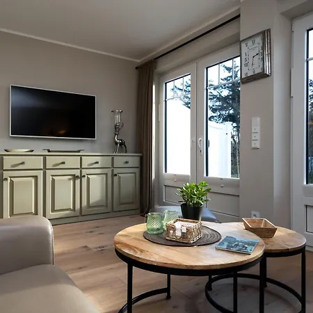Appartement Nordnest - Strandnahe Und Zentrale Lage Auf Sylt